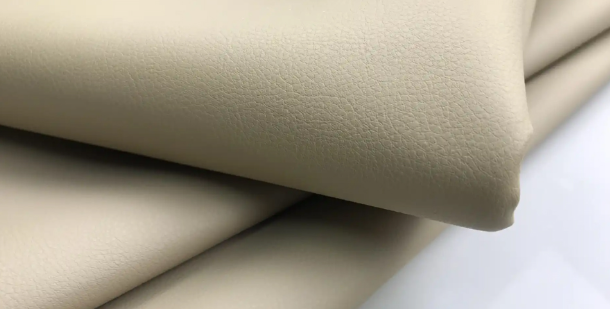 What is the Best Type of Fabric to Use on Patio Furniture? 1 image 2